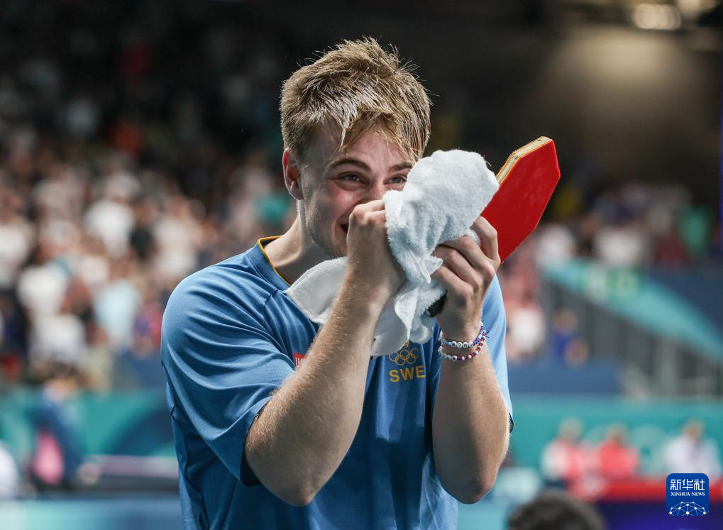 多方面因素 多方面因素